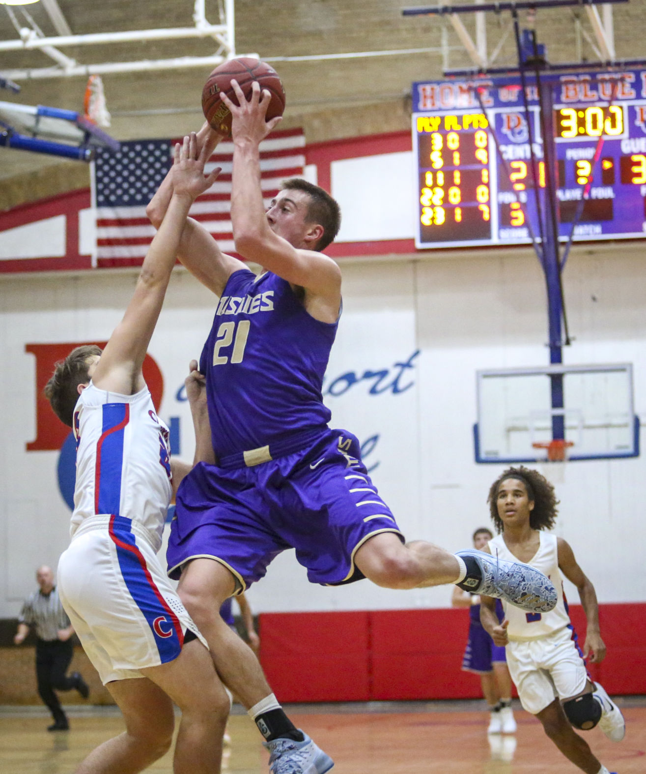 121517-MUSCATINE-CENTRAL-BOYS-BASKETBALL-013
